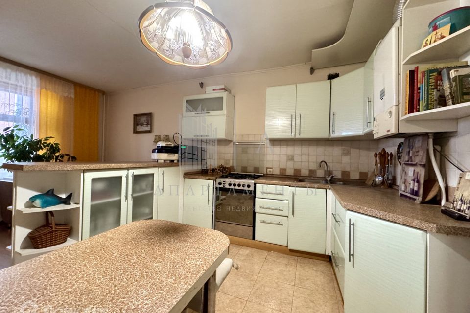 Продаётся 3-комнатная квартира, 96 м²