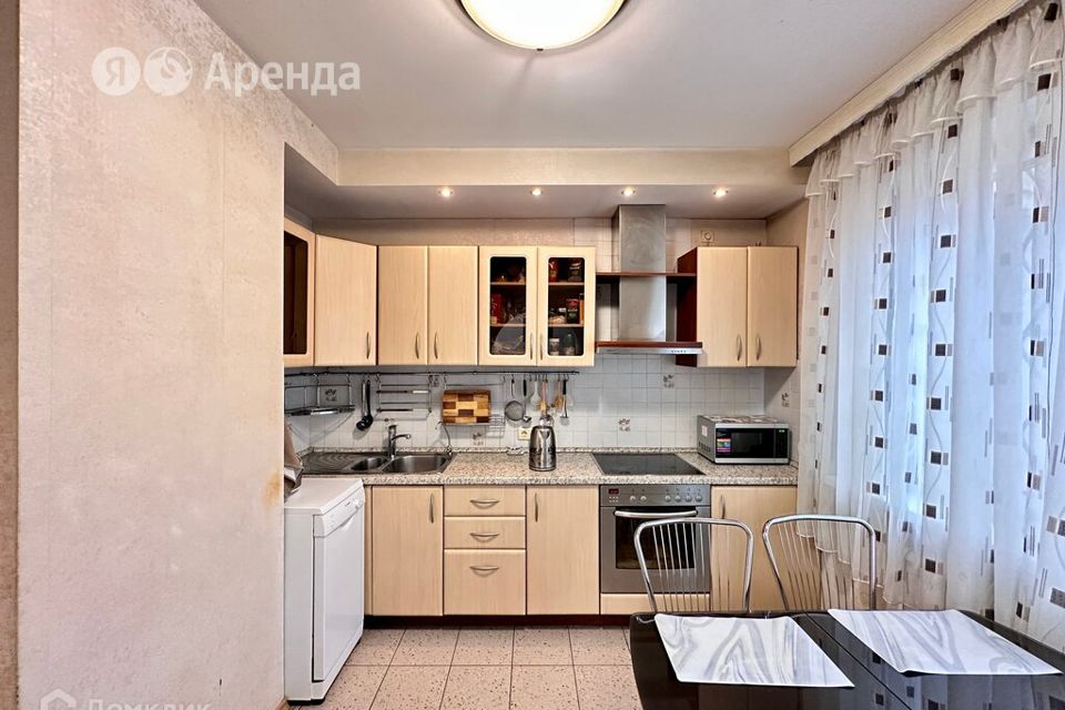 Сдаётся 4-комнатная квартира, 95 м²