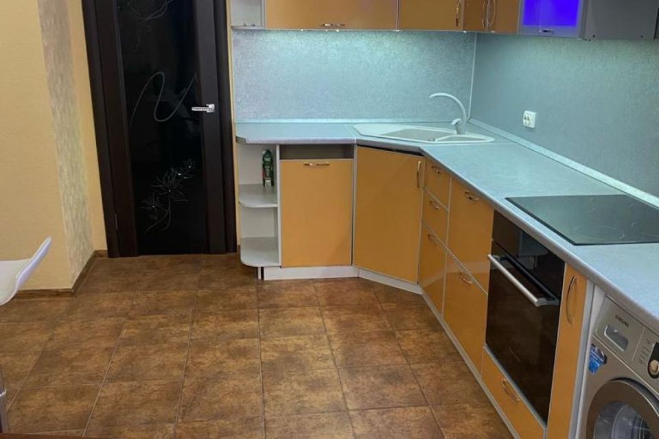 Продаётся 2-комнатная квартира, 56.8 м²