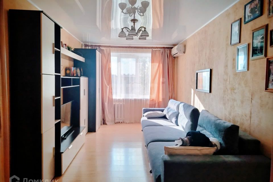 Продаётся 4-комнатная квартира, 69.7 м²