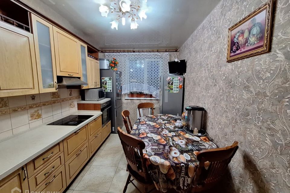 Продаётся 2-комнатная квартира, 68.3 м²