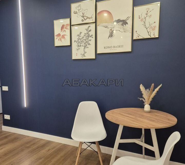 Сдаётся 1-комнатная квартира, 42 м²