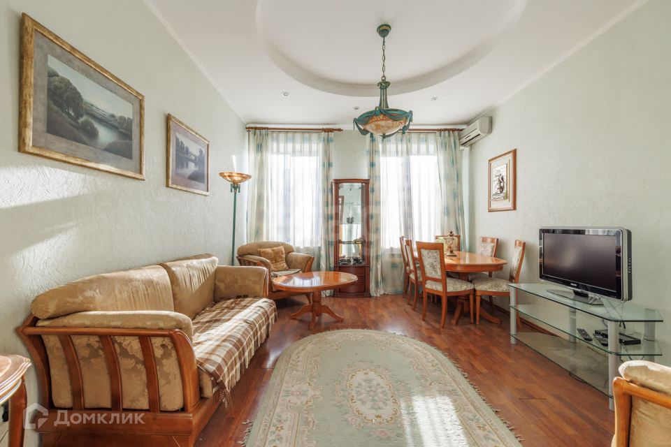 Продаётся 3-комнатная квартира, 75.4 м²