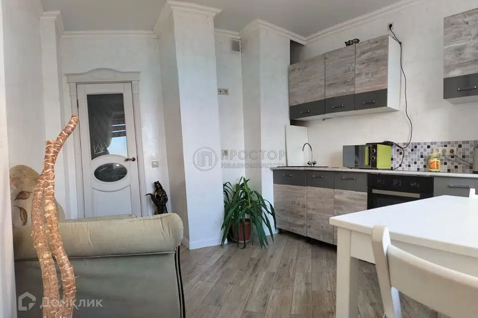 Продаётся 1-комнатная квартира, 41 м²