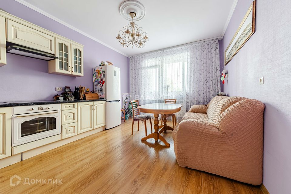 Продаётся 2-комнатная квартира, 67.8 м²