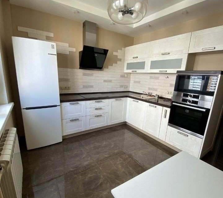 Продаётся 2-комнатная квартира, 54 м²