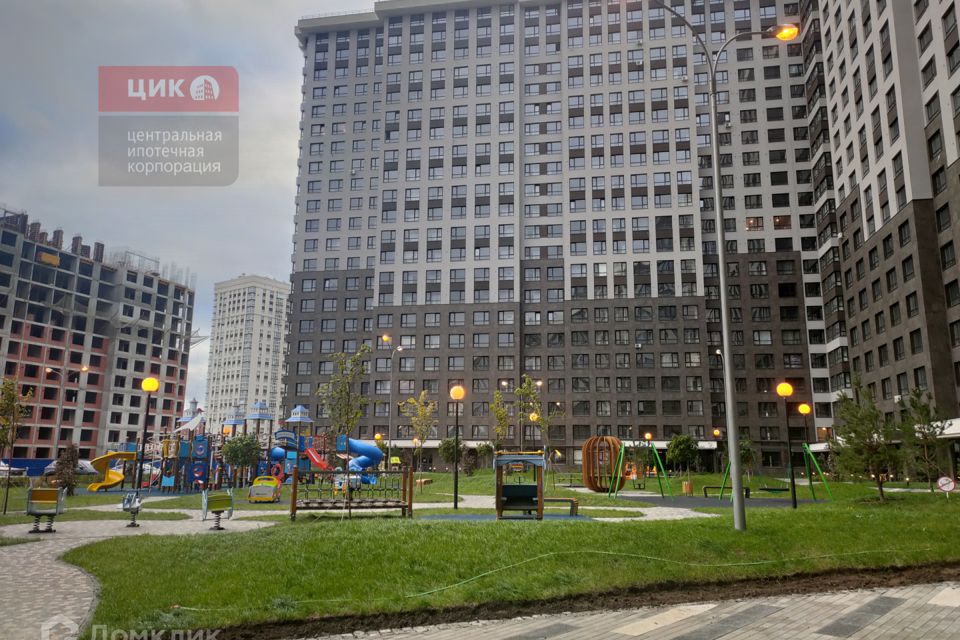 Продаётся 2-комнатная квартира, 58.3 м²