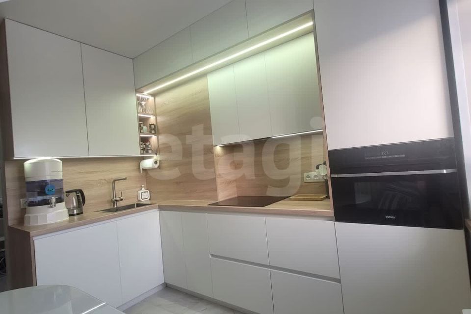 Продаётся 4-комнатная квартира, 80.3 м²