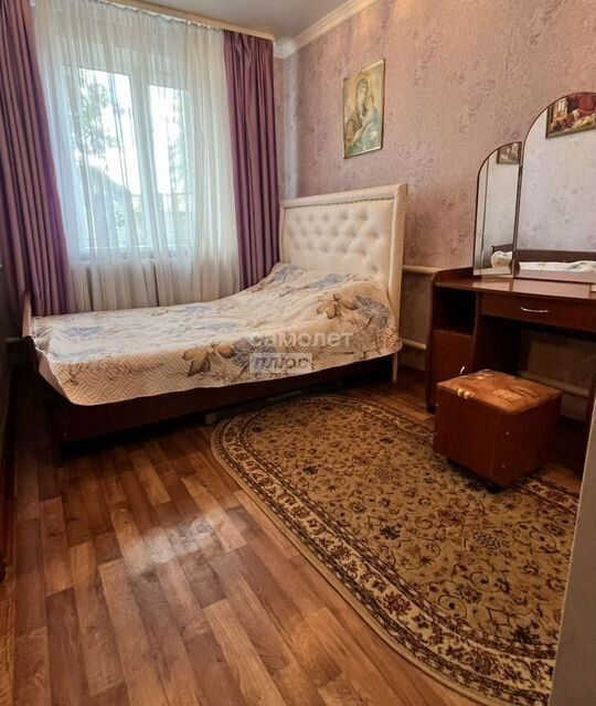 Продаётся 3-комнатная квартира, 49.7 м²