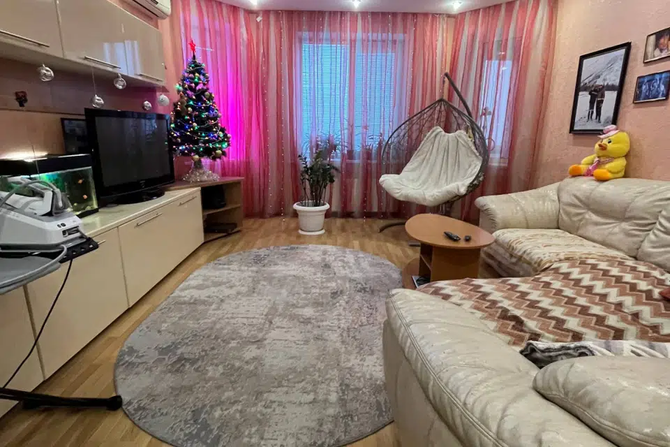 Продаётся 3-комнатная квартира, 94 м²