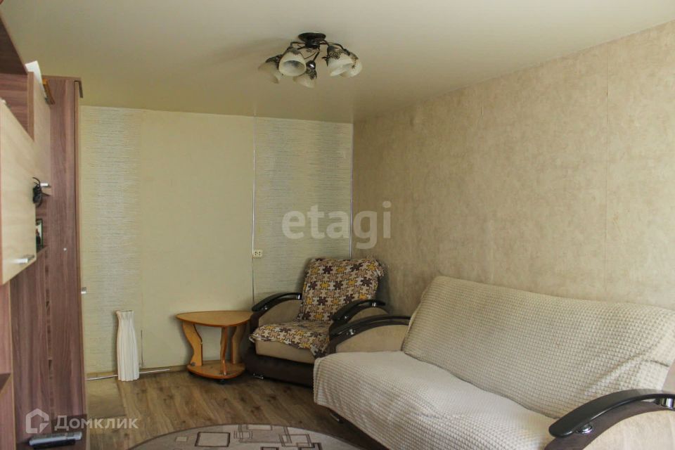 Продаётся 3-комнатная квартира, 54.5 м²