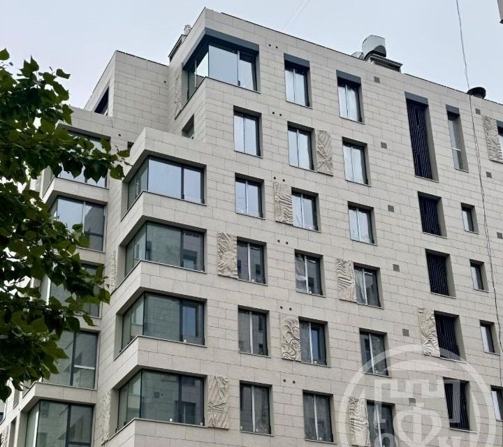 Продаётся 2-комнатная квартира, 71 м²