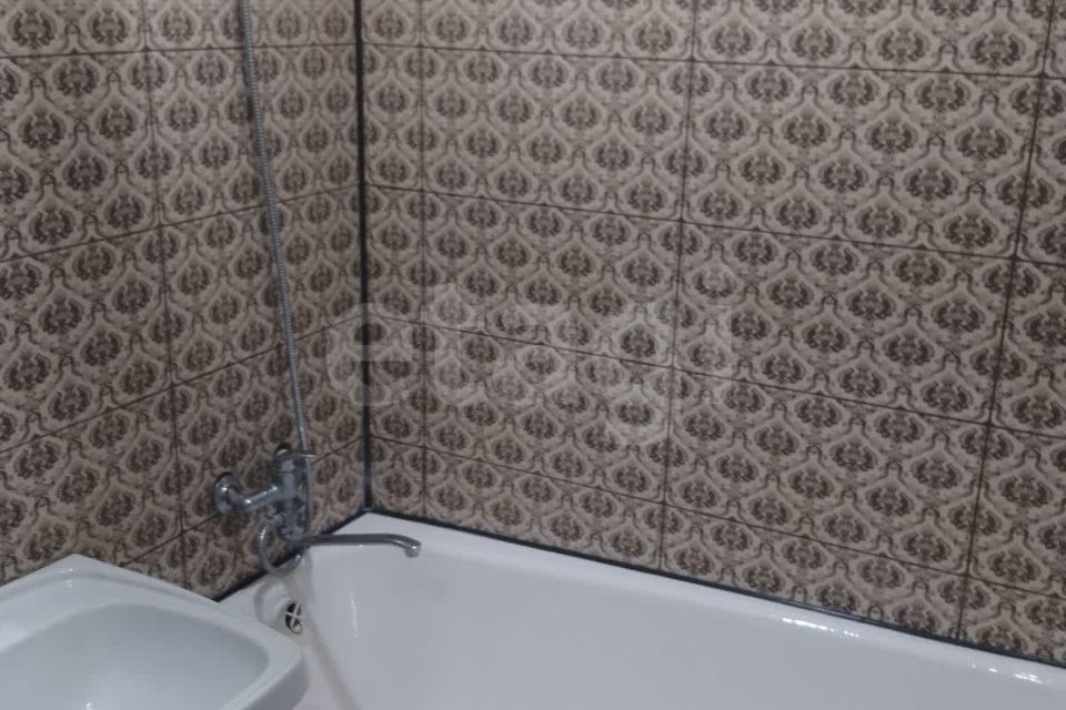 Продаётся 3-комнатная квартира, 64 м²