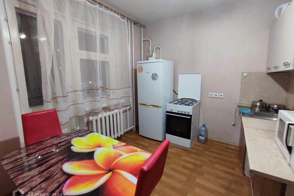 Сдаётся 2-комнатная квартира, 60 м²