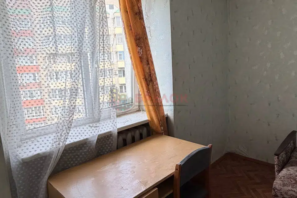 Продаётся 4-комнатная квартира, 112.6 м²
