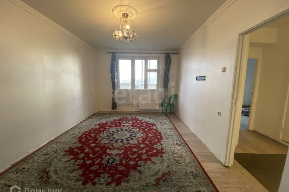 Продаётся 1-комнатная квартира, 37.6 м²