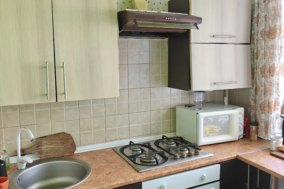 Продаётся 3-комнатная квартира, 60.4 м²