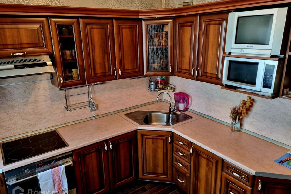 Продаётся 3-комнатная квартира, 77.47 м²