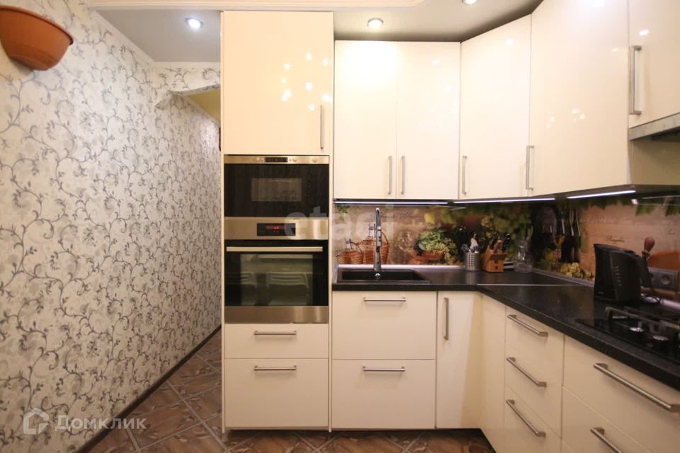 Продаётся 3-комнатная квартира, 68.4 м²