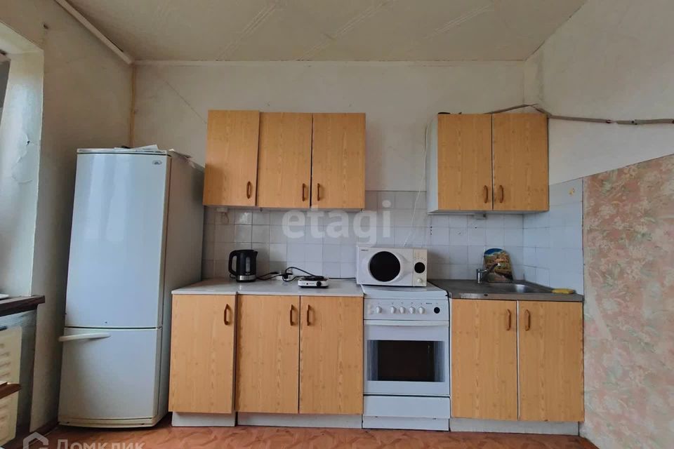 Продаётся 1-комнатная квартира, 40.4 м²
