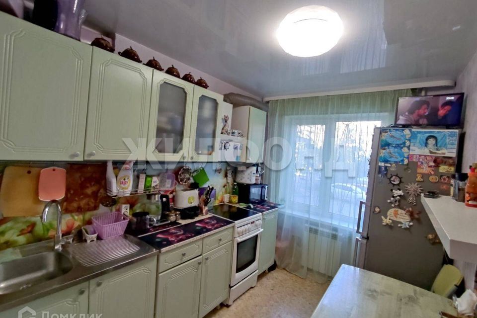 Продаётся 3-комнатная квартира, 60.3 м²