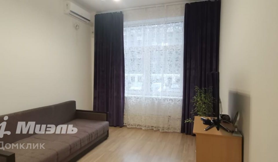 Продаётся 2-комнатная квартира, 73.2 м²