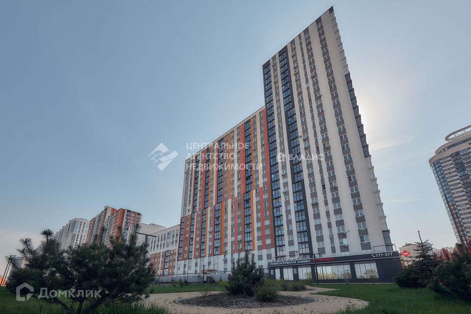Продаётся 1-комнатная квартира, 43.8 м²