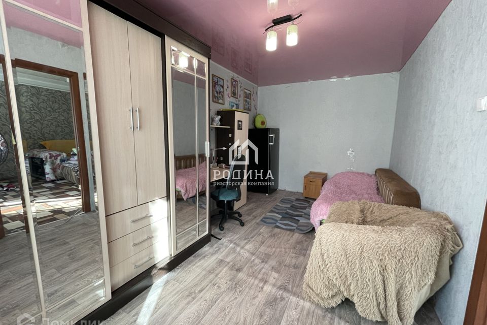 Продаётся 3-комнатная квартира, 59.6 м²