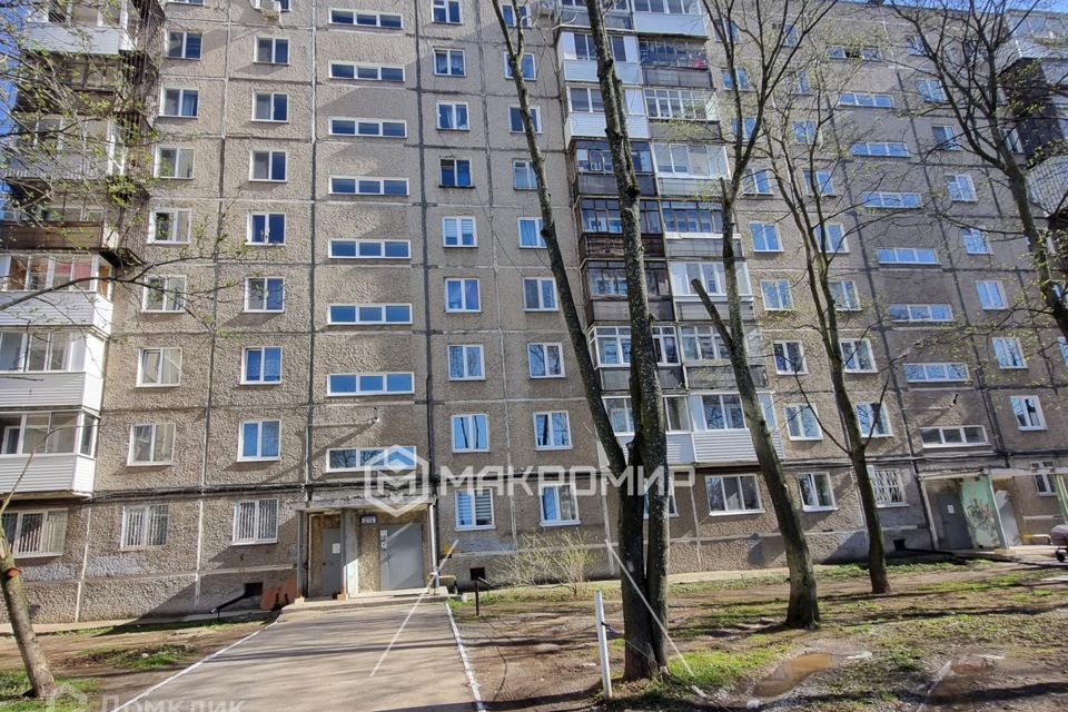 Продаётся 3-комнатная квартира, 57.6 м²