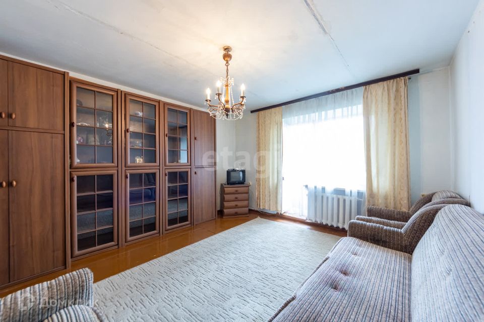 Продаётся 4-комнатная квартира, 76.3 м²