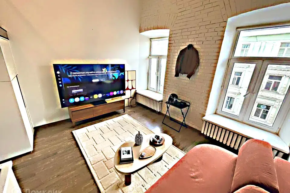 Продаётся 1-комнатная квартира, 47 м²