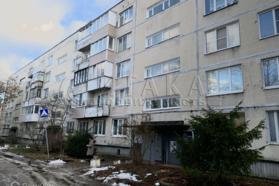 Продаётся 1-комнатная квартира, 35.8 м²