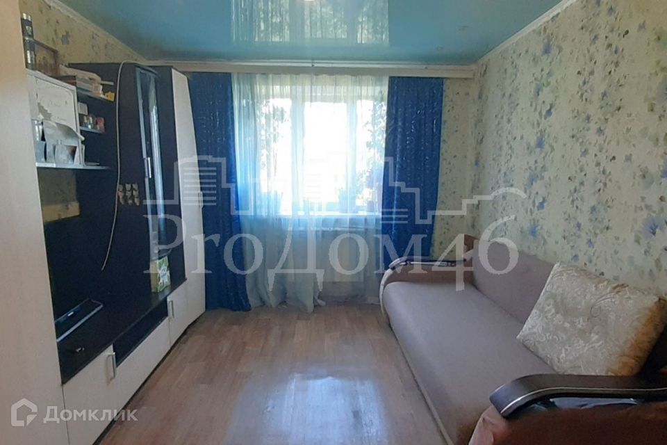 Продаётся 3-комнатная квартира, 53.7 м²