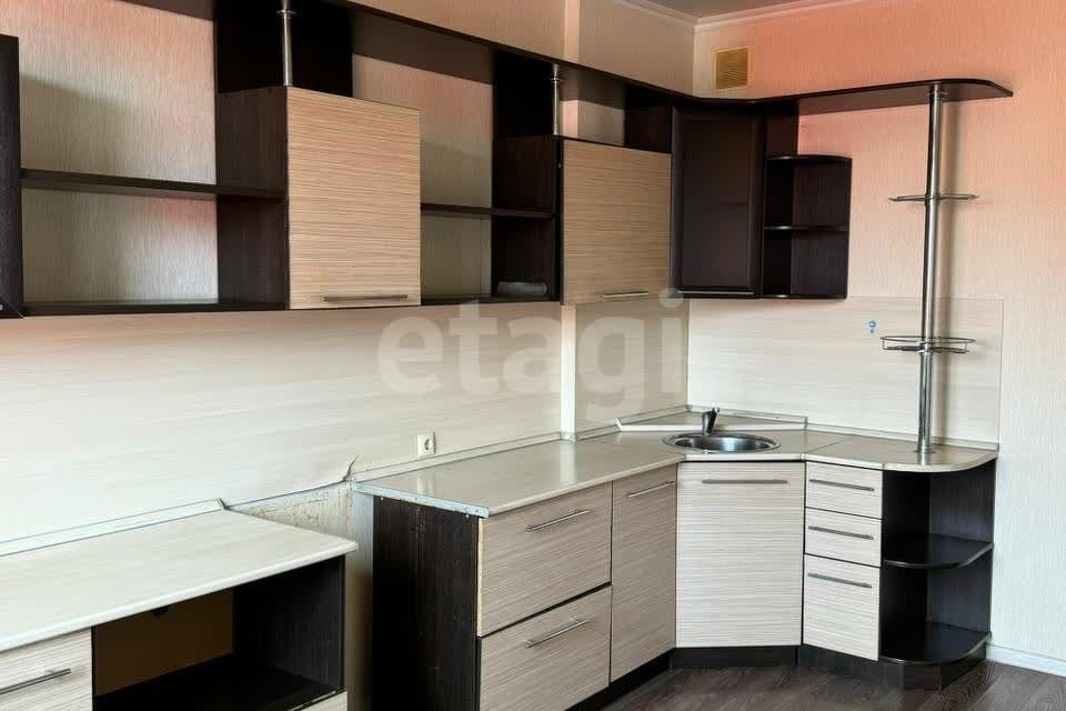 Продаётся 2-комнатная квартира, 61 м²