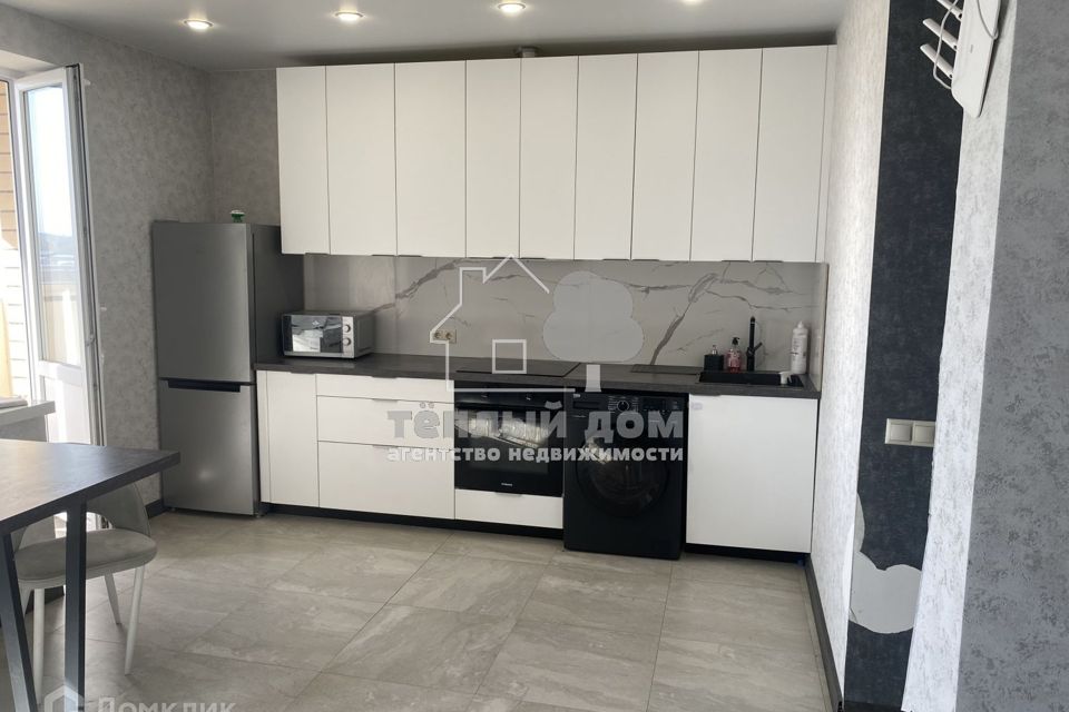 Продаётся 1-комнатная квартира, 42.9 м²