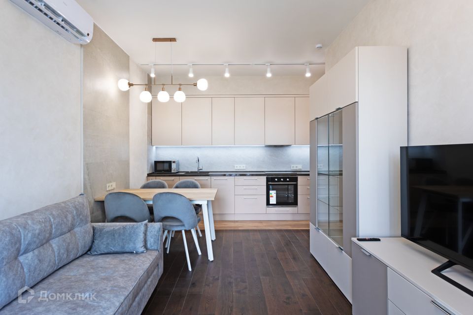 Сдаётся 2-комнатная квартира, 67 м²
