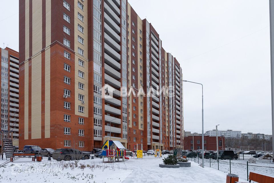 Продаётся 2-комнатная квартира, 70.9 м²