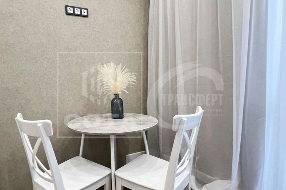Продаётся 1-комнатная квартира, 41.8 м²