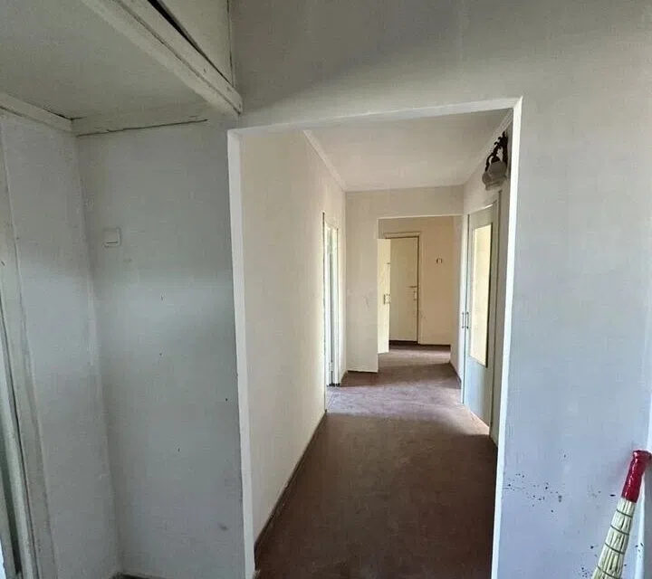 Продаётся 4-комнатная квартира, 80 м²