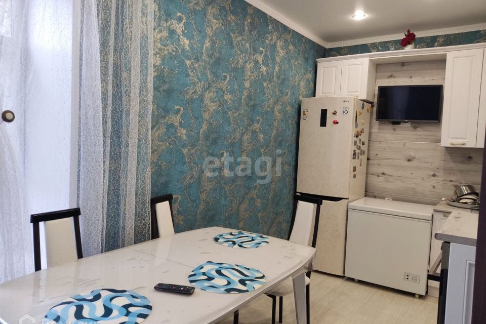 Продаётся 1-комнатная квартира, 47.9 м²