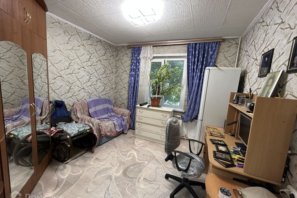 Продаётся 3-комнатная квартира, 69.7 м²