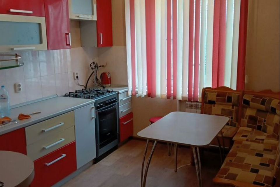 Продаётся 3-комнатная квартира, 64 м²