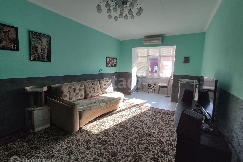 Продаётся 2-комнатная квартира, 56.3 м²
