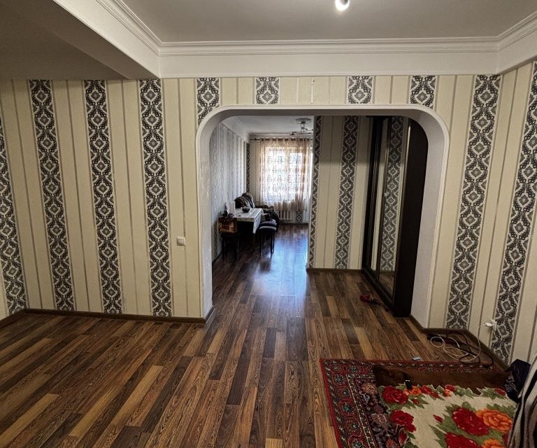 Продаётся 1-комнатная квартира, 51 м²