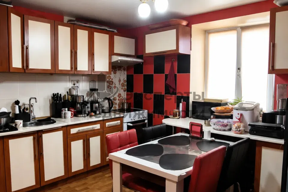 Продаётся 2-комнатная квартира, 66.1 м²