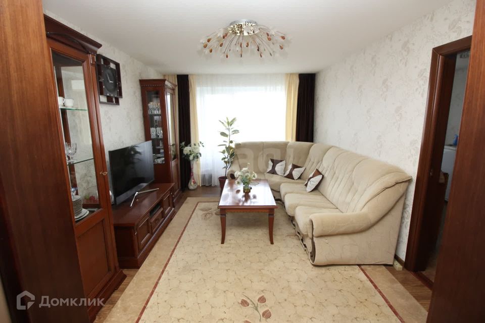Продаётся 4-комнатная квартира, 84.2 м²