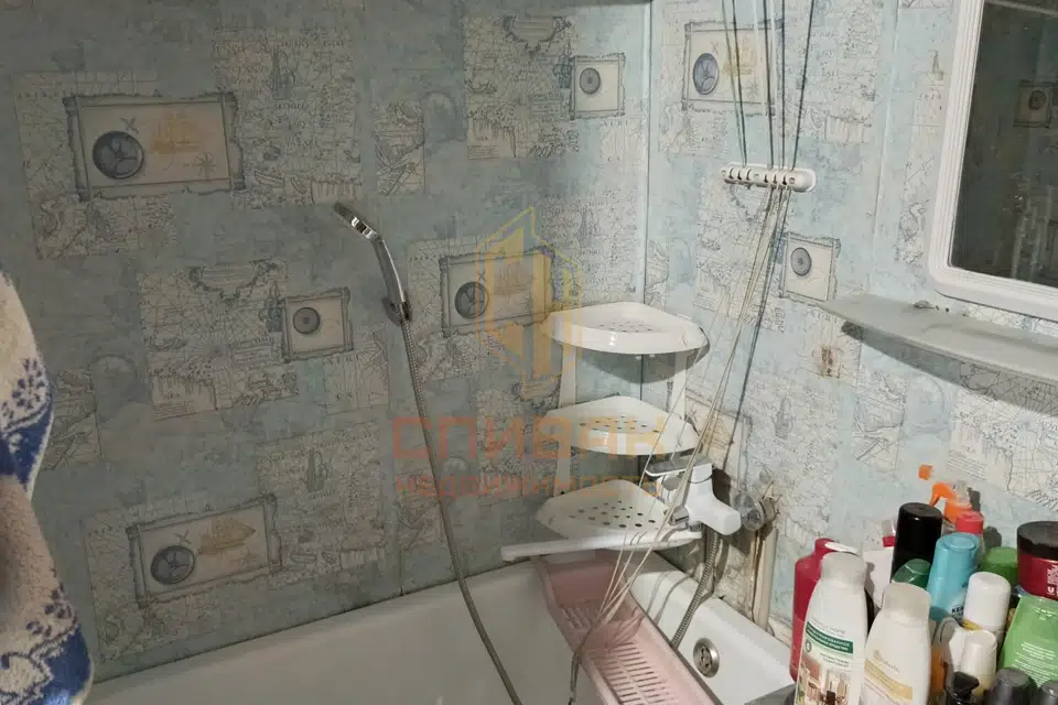 Продаётся комната в 1-комн. квартире, 15 м²