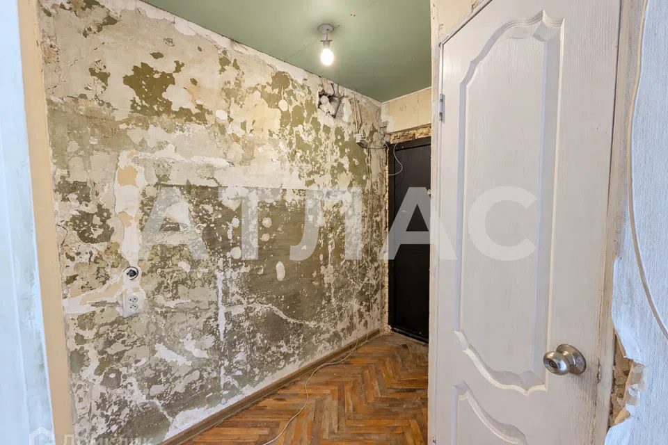 Продаётся 3-комнатная квартира, 57.4 м²