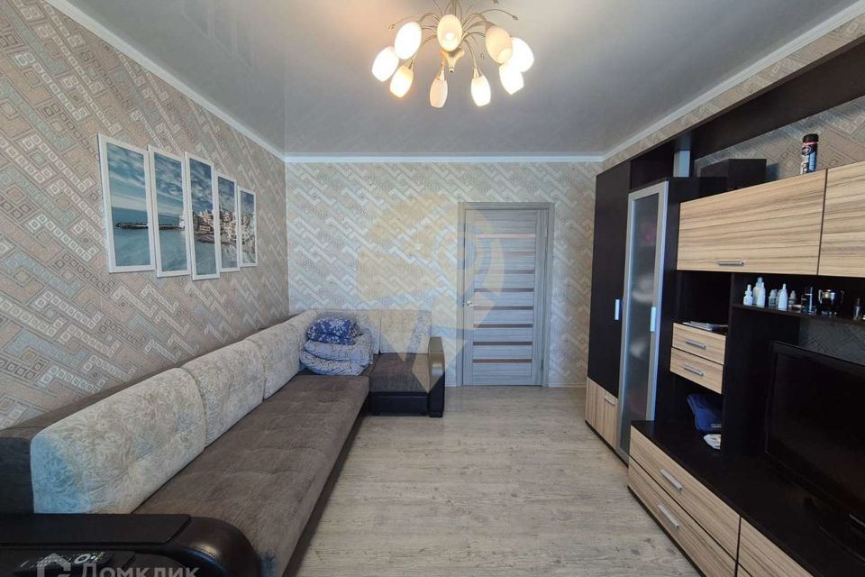 Продаётся 3-комнатная квартира, 62.8 м²