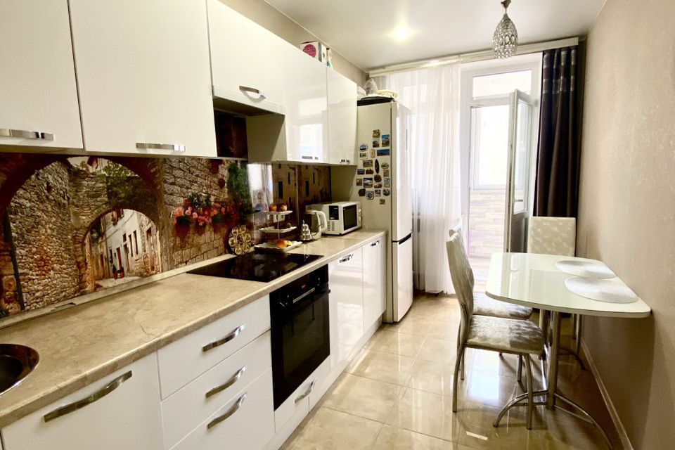 Продаётся 1-комнатная квартира, 50 м²